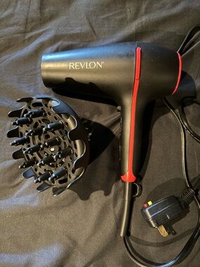 Revlon Smoothstay Hair Dryer with Diffuser